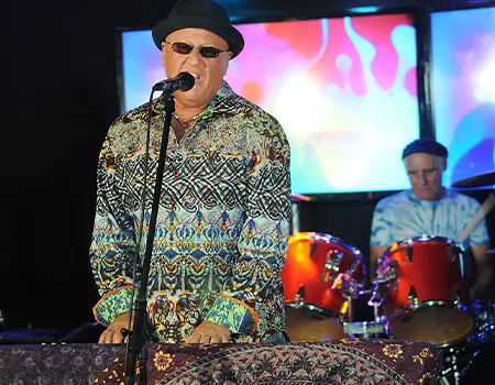 Groovin on Tour