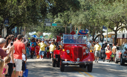 Halloween Parade on the Ave
