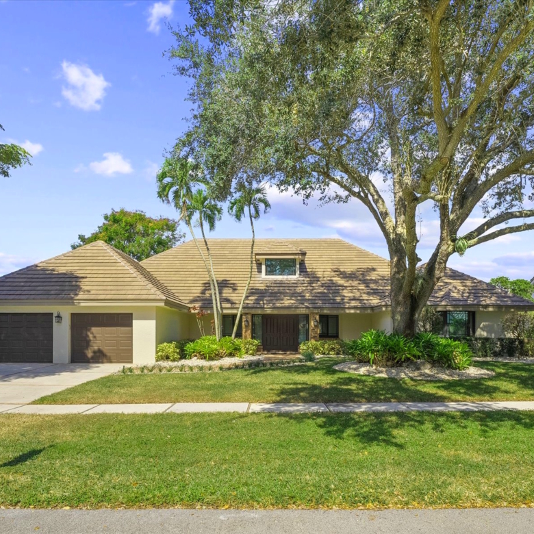 3035 Equestrian Drive Woodfield Hunt Club